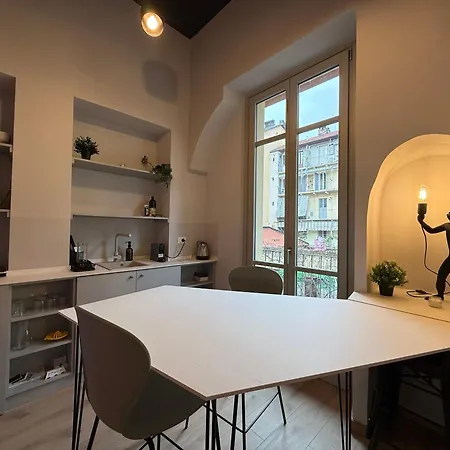 The Designer Hide Out - * Torino